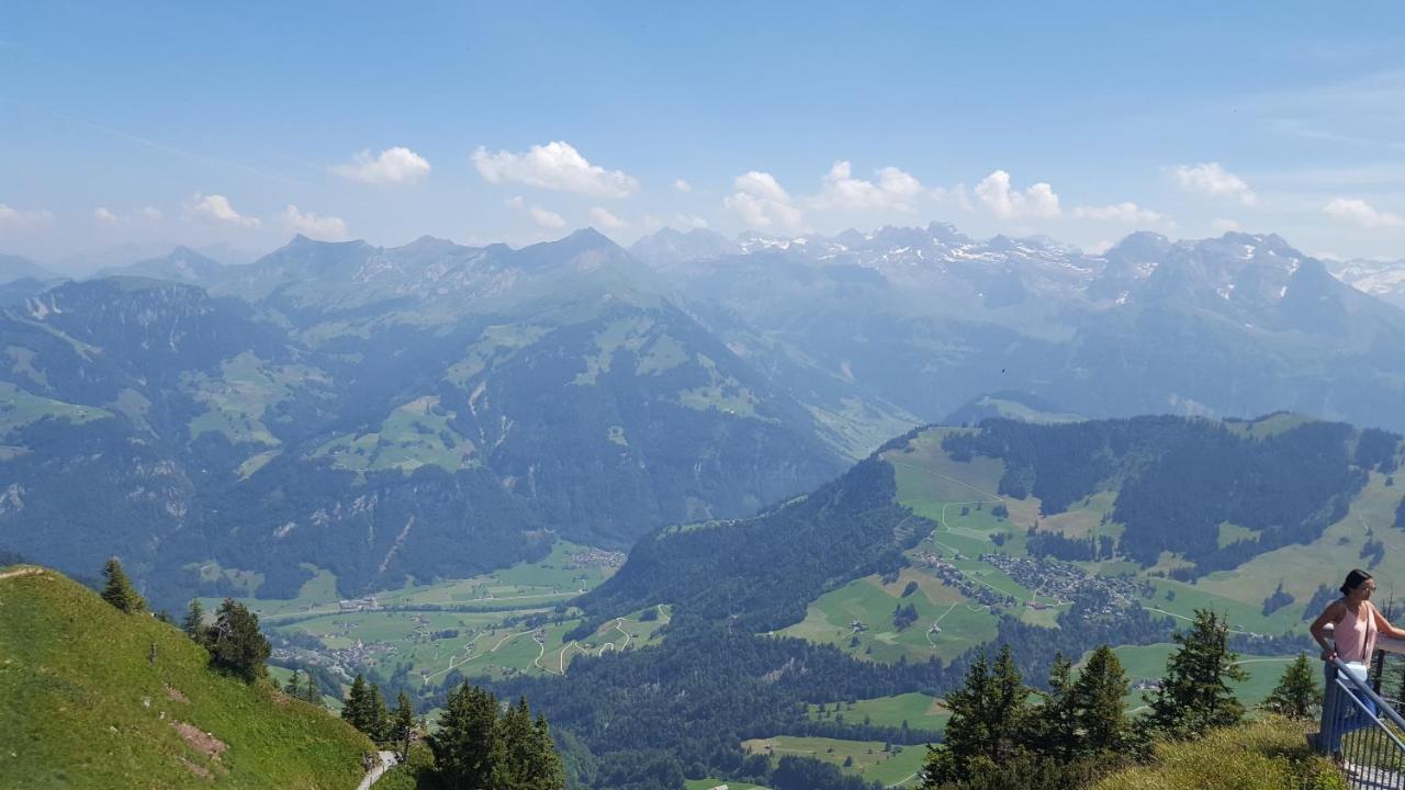 Gasthaus Zum Kreuz Hotel Dallenwil Екстериор снимка