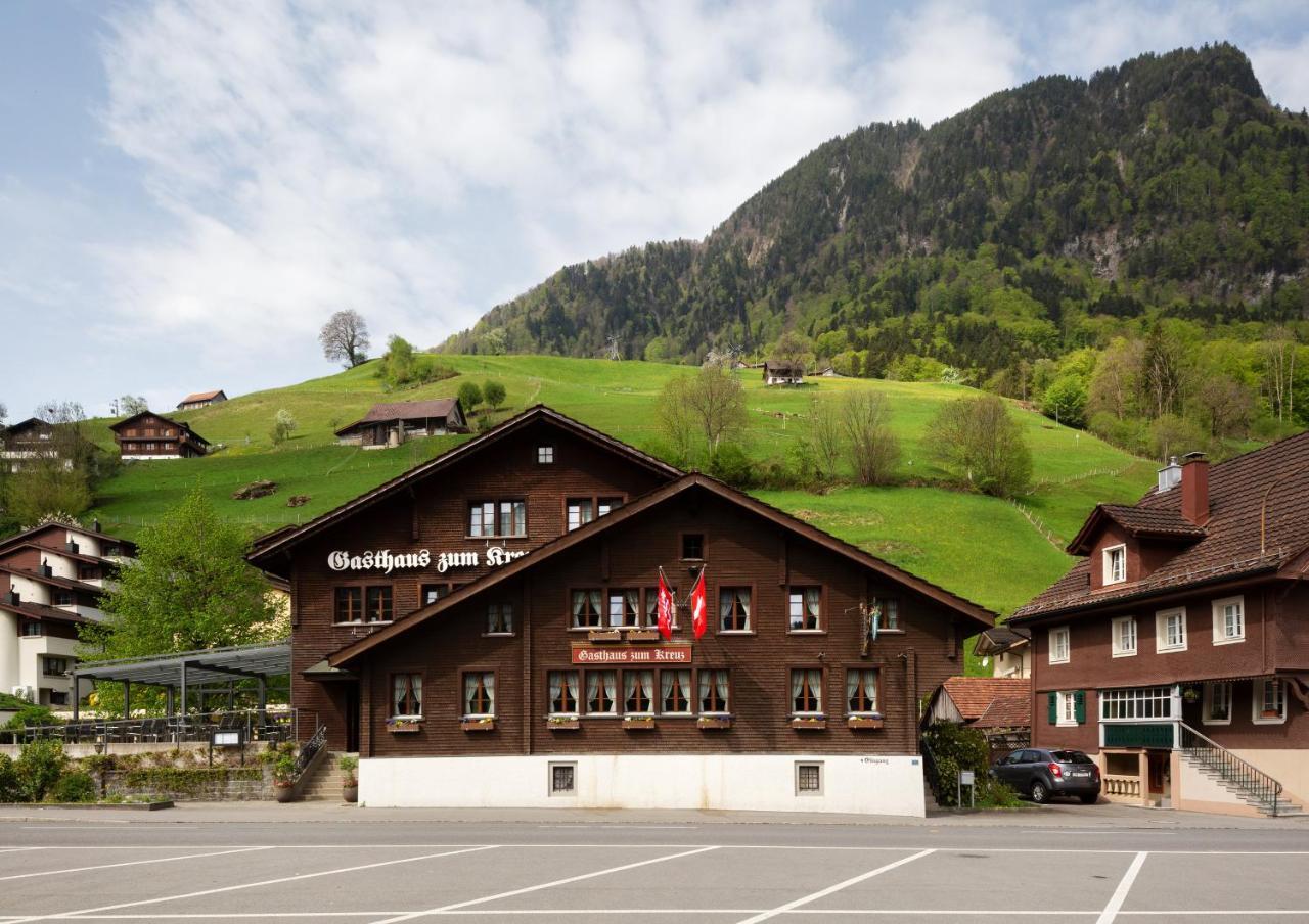 Gasthaus Zum Kreuz Hotel Dallenwil Екстериор снимка